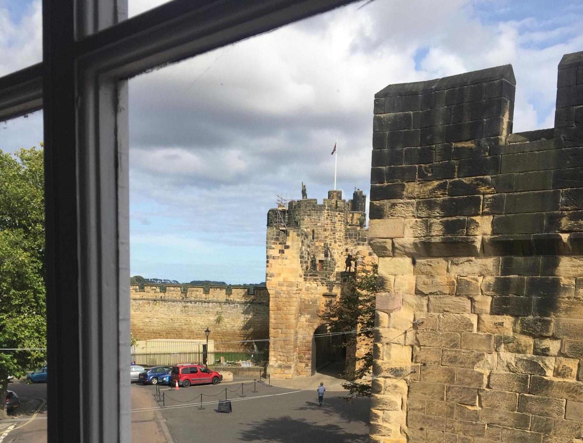 Castle Retreat - Luxury Apartment Opposite Alnwick Castle Εξωτερικό φωτογραφία